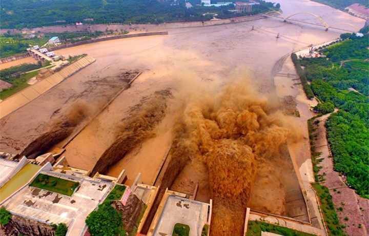 小浪底观瀑开通5G网络直播——黄河之水天上来