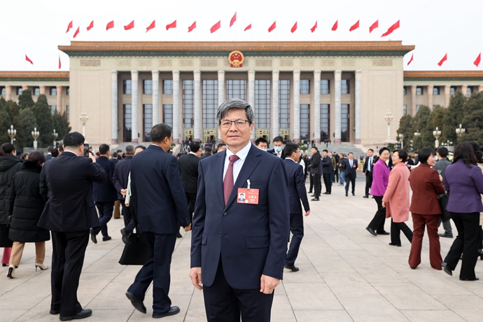 全国人大代表庞国明。受访者供图